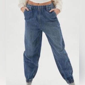 Urban Outfitters BDG Women’s Denim Raine Jogger Blue Jeans Size S -OB1151454